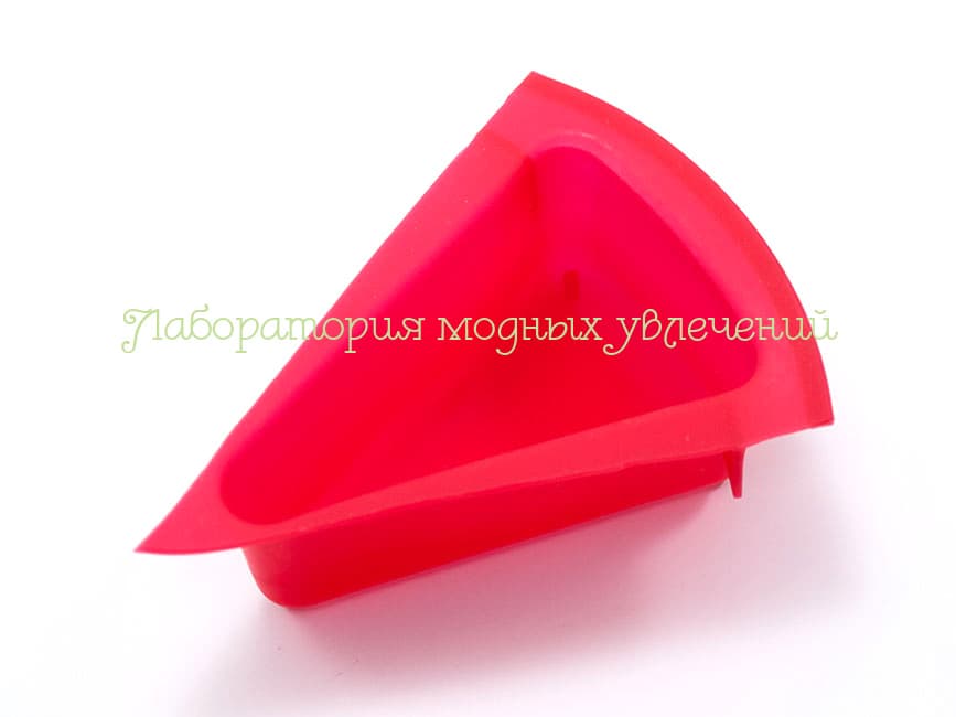 Форма силиконовая Кусочек торта 10х6,2х4 см