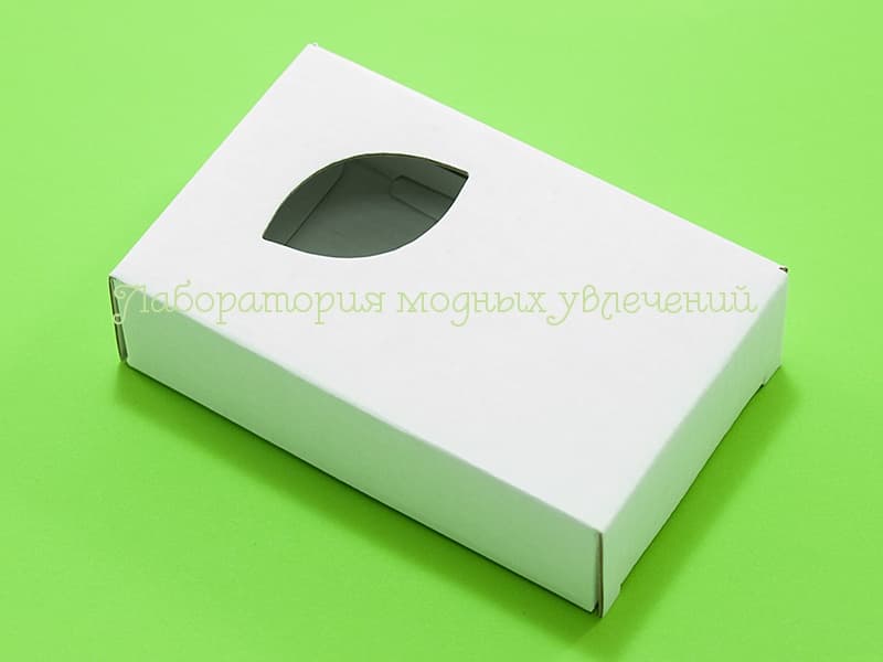 Коробка МГК с окошком Листок 7х11,5х3 см (белая), 1 шт