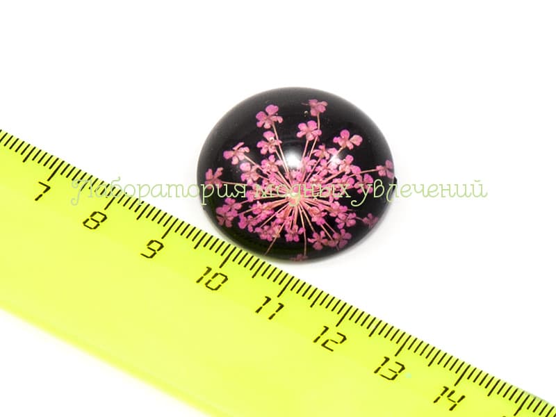 Кабошон Круг стеклянный прозрачный розовый цветок (30 мм), 1 шт